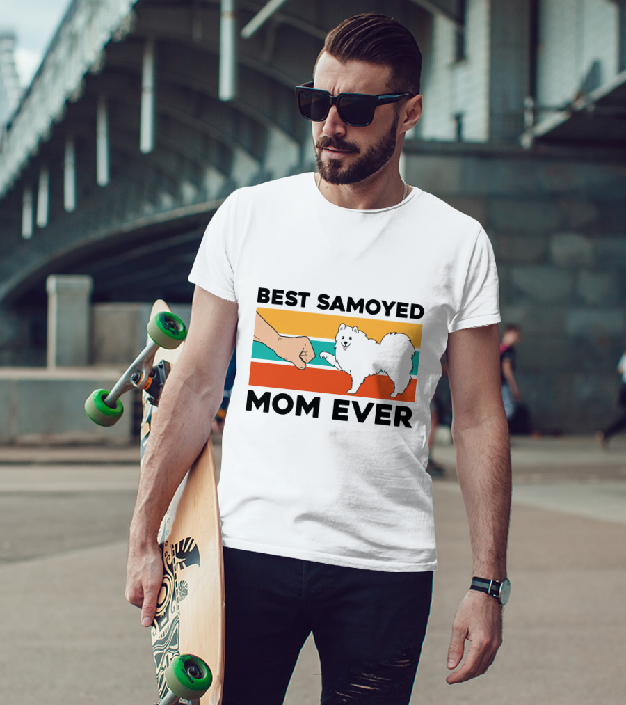 Best Samoyed Mom Ever Fist Bump Vintage Stripes T-Shirt
