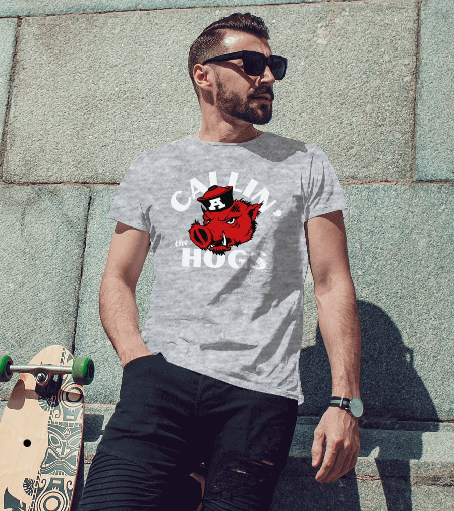 Charlie Hustle Store Callin' The Hogs Arkansas Razorbacks T-Shirt