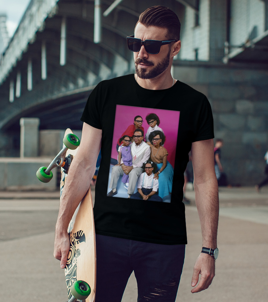 Mcdonkey Designs Keeping Up With The Ru's Family Portrait With Glasses On Pink Background T-Shirt
