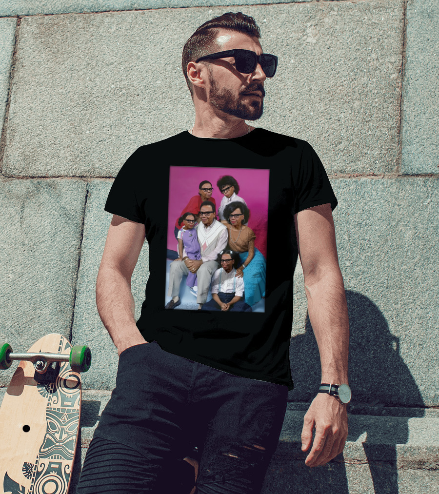 Mcdonkey Designs Keeping Up With The Ru's Family Portrait With Glasses On Pink Background T-Shirt