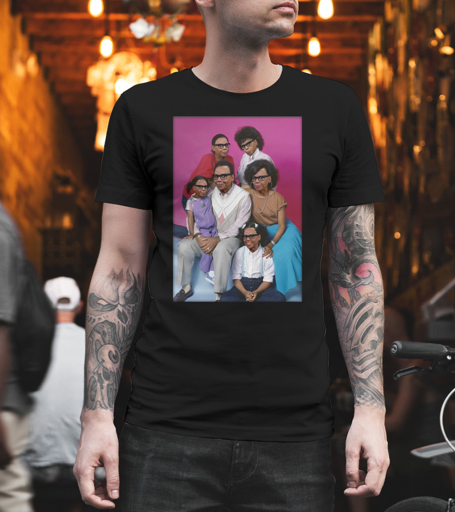 Mcdonkey Designs Keeping Up With The Ru's Family Portrait with Glasses on Pink Background T-Shirt