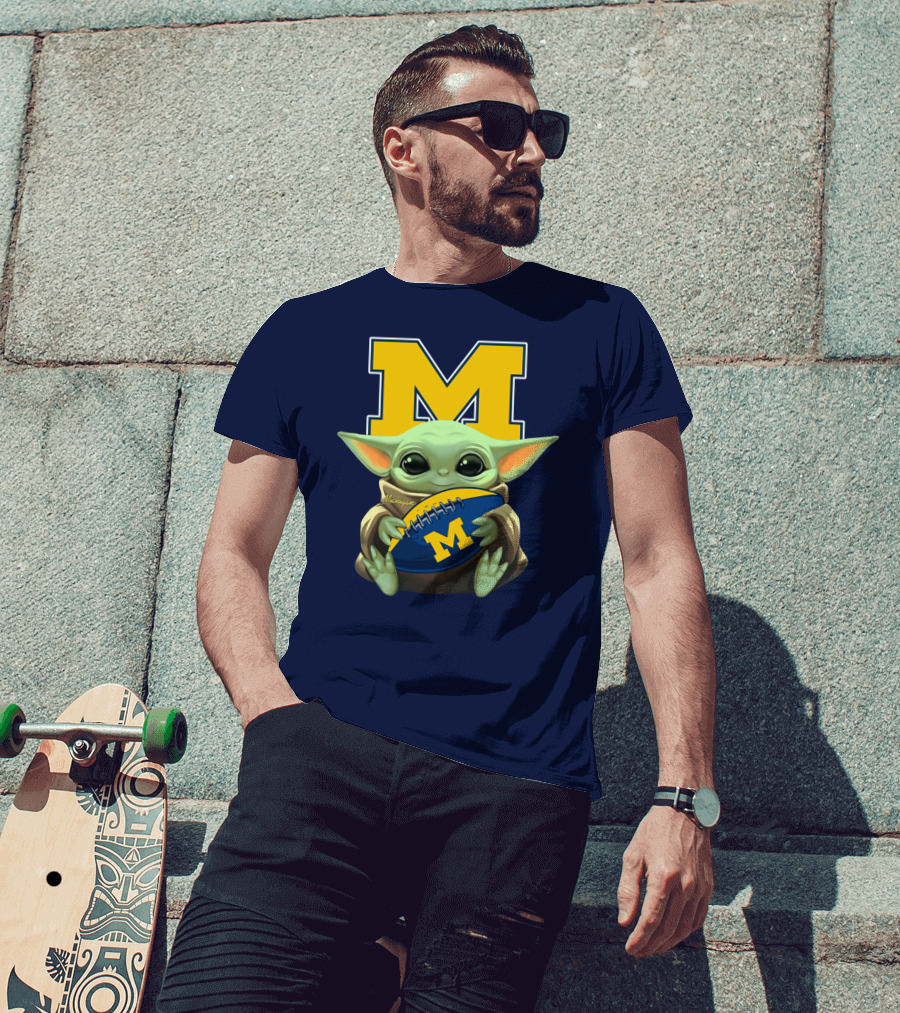 Michigan Baby Yoda Football M T-Shirt