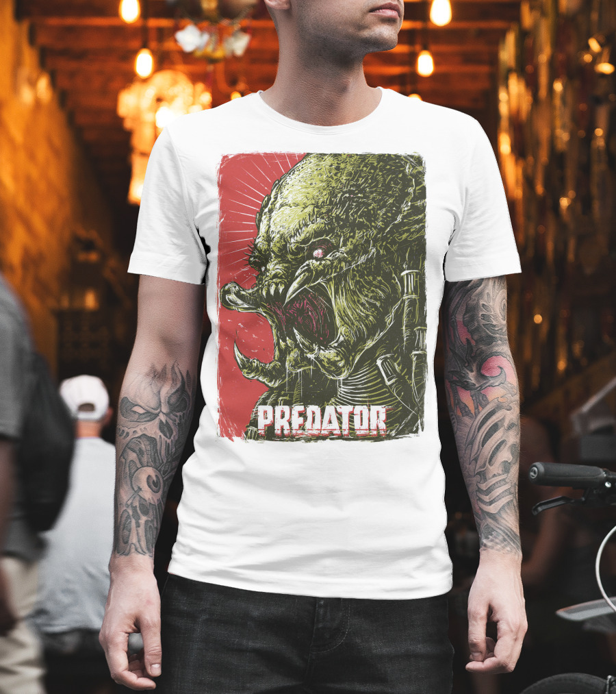 Predator Alien Creature Stylized Artwork Vintage Film T-Shirt