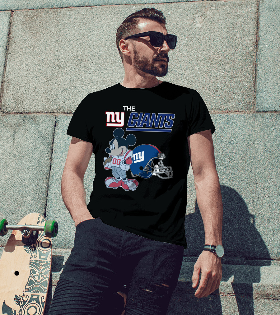 New York Giants Mickey Mouse Football Helmet 00 T-Shirt