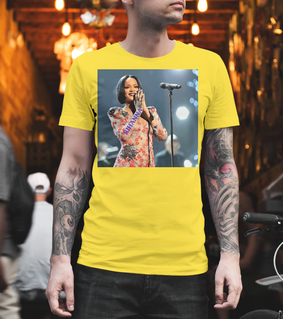 Rihanna Singer Songwriter Actress Performance Floral Dress T-Shirt