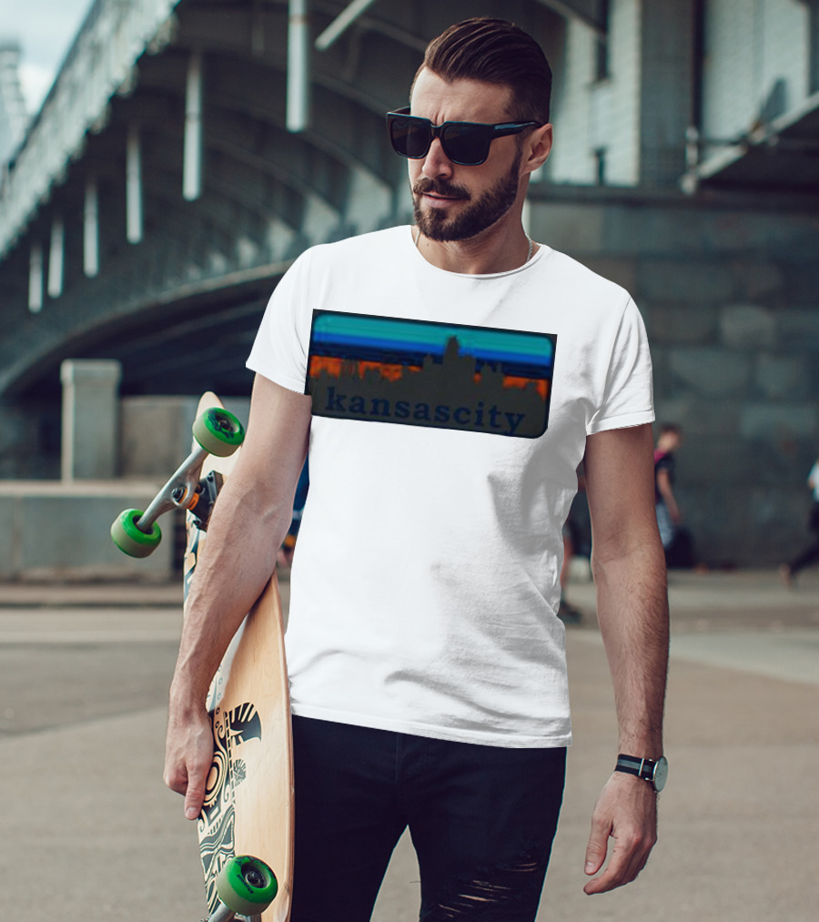 Kansas City Skyline Vintage Retro Sunset T-Shirt