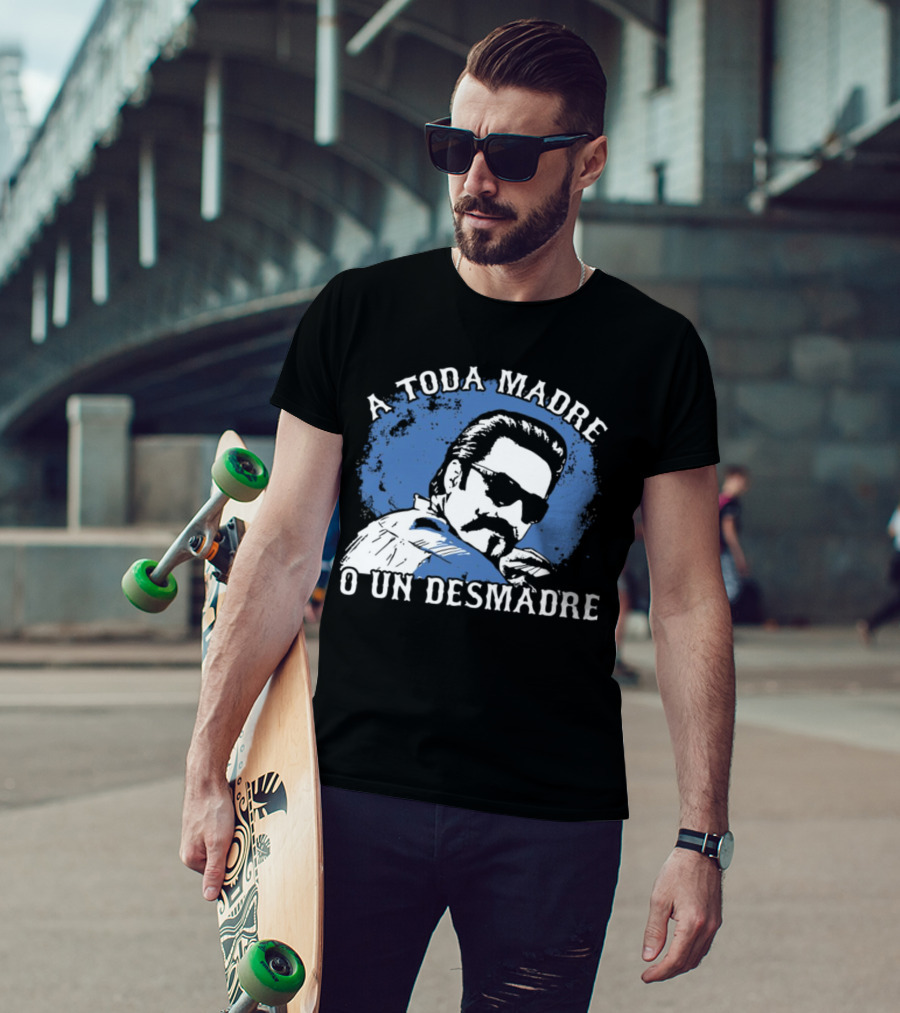 A Toda Madre O Un Desmadre Cool Mustache Sunglasses Dude Blue Circle T-Shirt