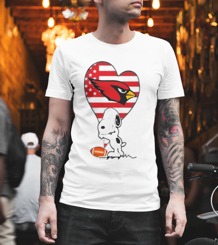 Arizona Cardinals NFL Football Peanuts Movie Snoopy Hugging Heart T-Shirt
