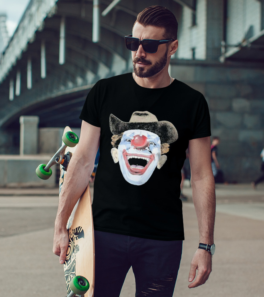 Hard Jewelry We Don’t Clown Around Laughing Cowboy Clown Face T-Shirt