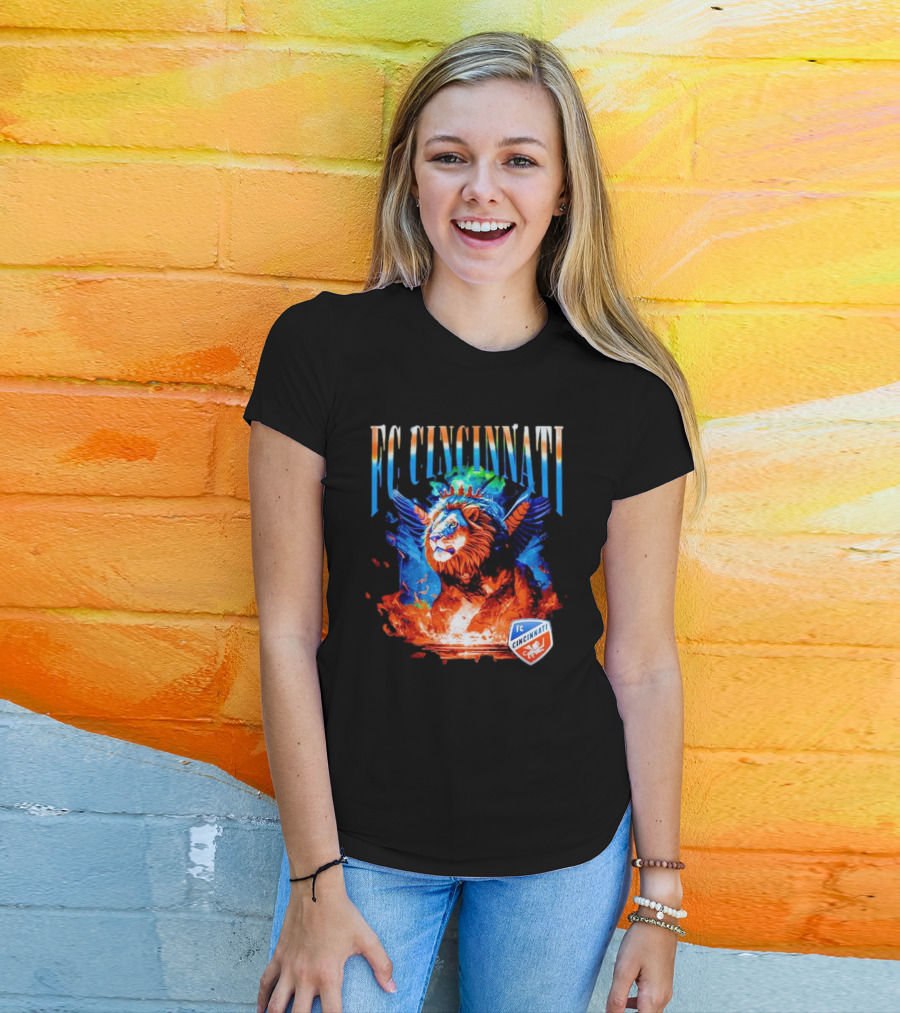 FC Cincinnati Winged Lion Fiery Crest T-Shirt