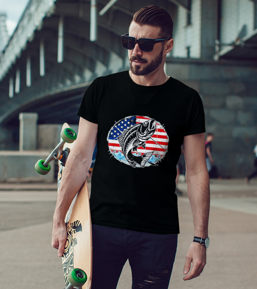 Fishing Lovers American Flag Bass Catch Waves Patriotic T-Shirt