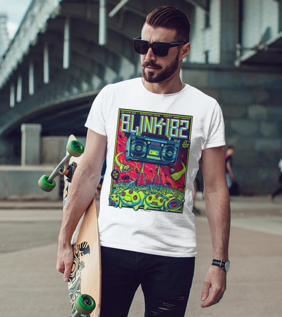 Blink-182 July 10th 2012 Motorpoint Arena Cardiff United Kingdom Boombox Alien Creature T-Shirt