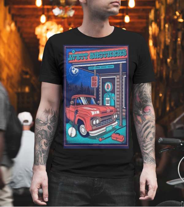 Avett Brothers St. Louis Music Park Maryland Heights Tour August 17 2024 Vintage Truck Banjo Moon Scene T-Shirt Avett Brothers St. Louis Music Park Maryland Heights Tour August 17 2024 Vintage Truck Banjo Moon Scene T-Shirt