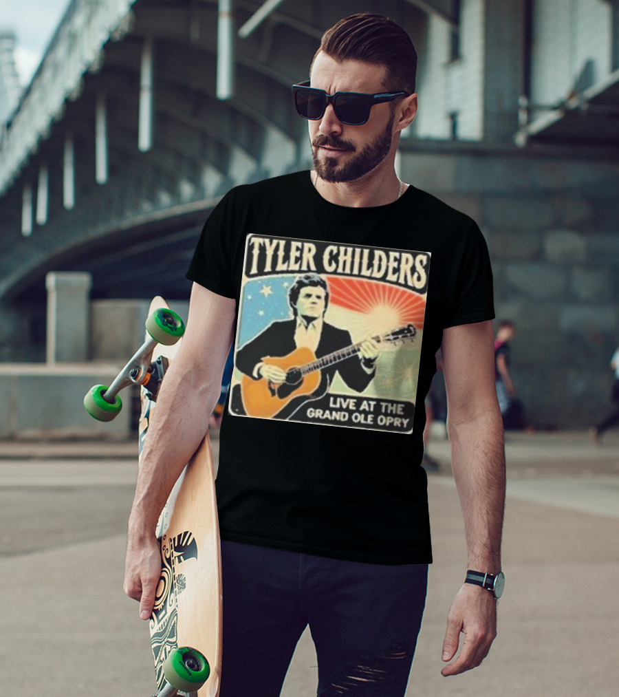 Tyler Childers Live Performance With Guitar At The Grand Ole Opry Iconic Event T-Shirt