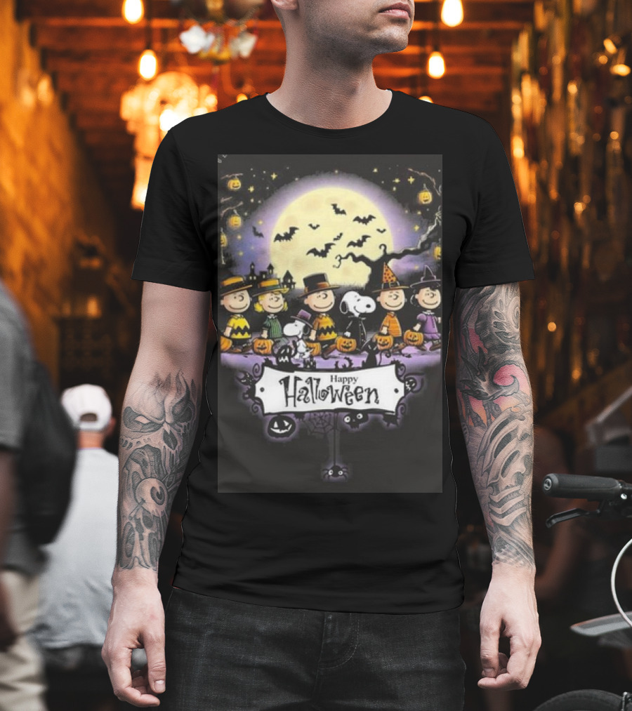 Snoopy Charlie Brown Peanuts Gang Happy Halloween Night Pumpkin Patch Party T-Shirt