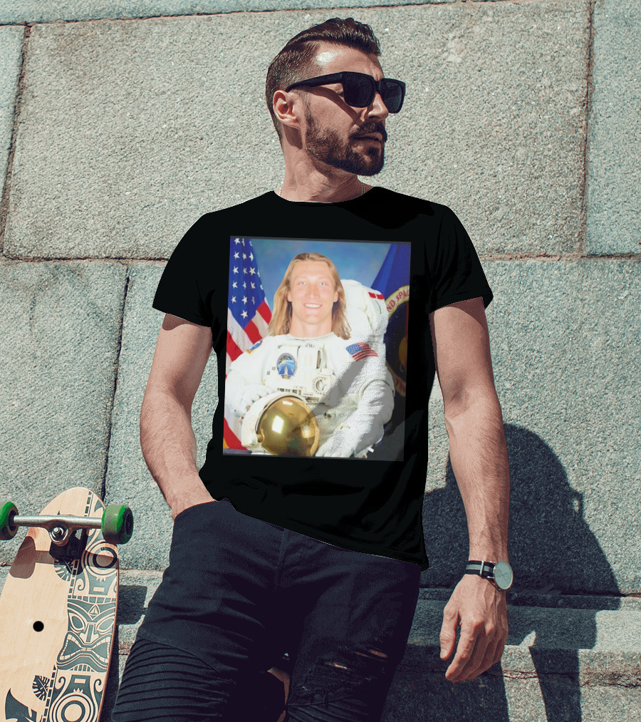 Trevor Lawrence Jacksonville Jaguars Win A Game Or Go To The Moon Astronaut USA Flag T-Shirt