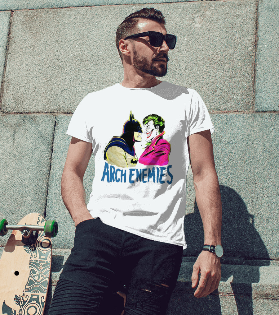 Batman Joker Arch Enemies Comics Face-Off Iconic Showdown T-Shirt