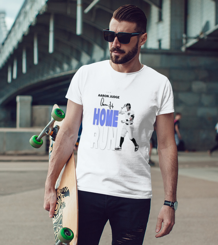 Aaron Judge Home Run New York Yankees Signature T-Shirt