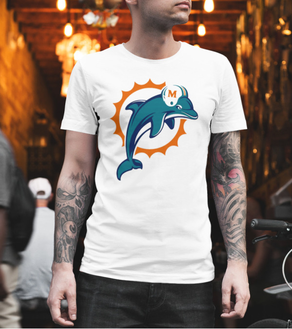 Go Fins Miami Dolphins Football Team Iconic M Helm T-Shirt Go Fins Miami Dolphins Football Team Iconic M Helm T-Shirt