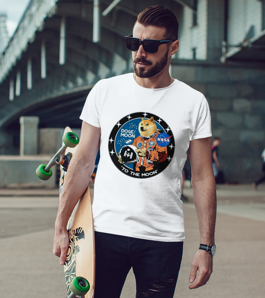 DOGE Moon NASA Astronaut Dogecoin To The Moon T-Shirt