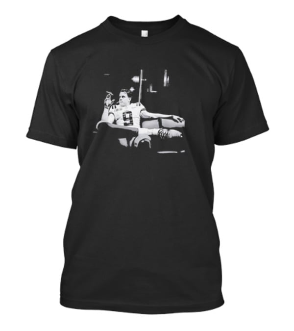 Joe Burrow Cincinnati Bengals Football Retro Photo Smoking Lounge Pose T-Shirt