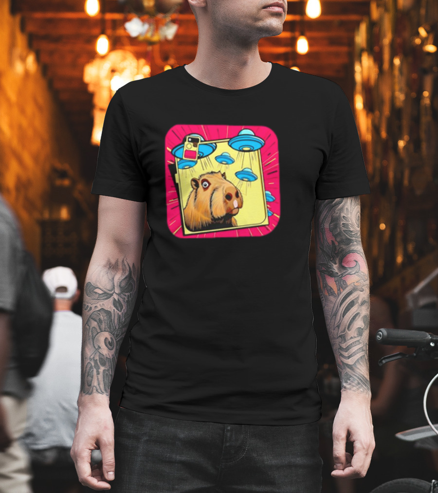 Capybara Selfie Ufos Cartoon Cute Weird T-Shirt