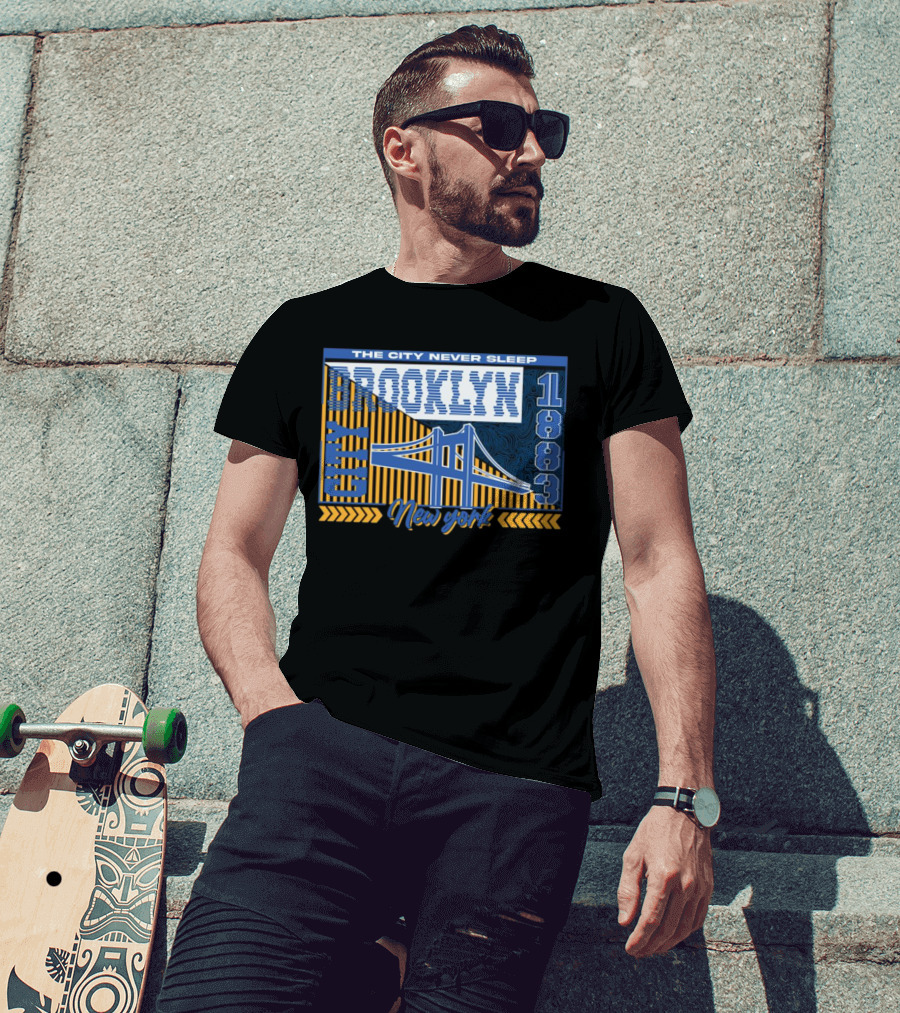 The City Never Sleep Brooklyn New York 1883 Bridge T-Shirt