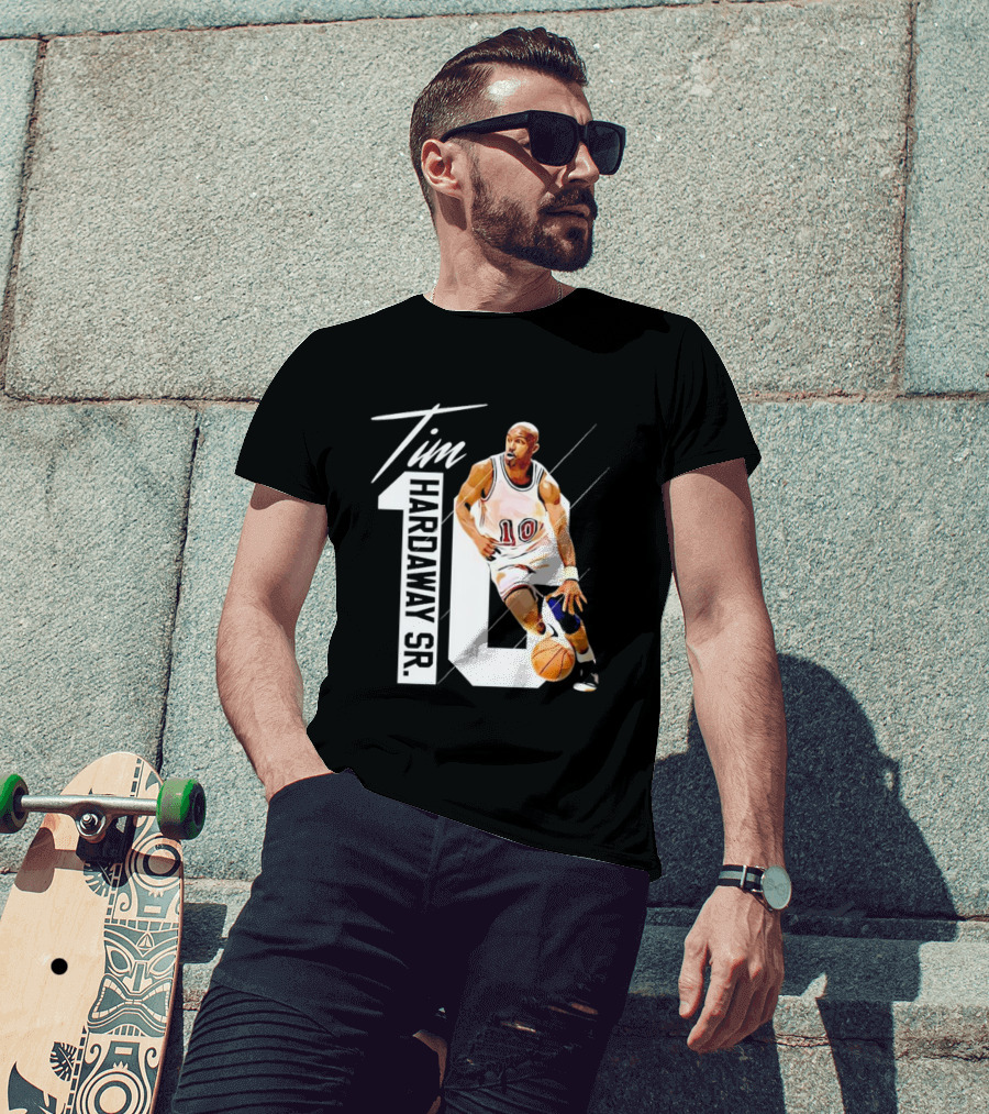 Tim Hardaway Sr. Basketball Number 10 Michigan Player T-Shirt