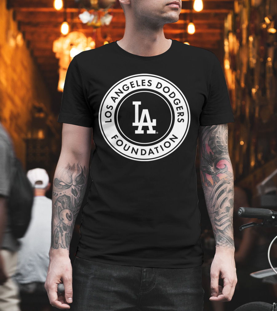 Los Angeles Dodgers Foundation LA Circle T-Shirt