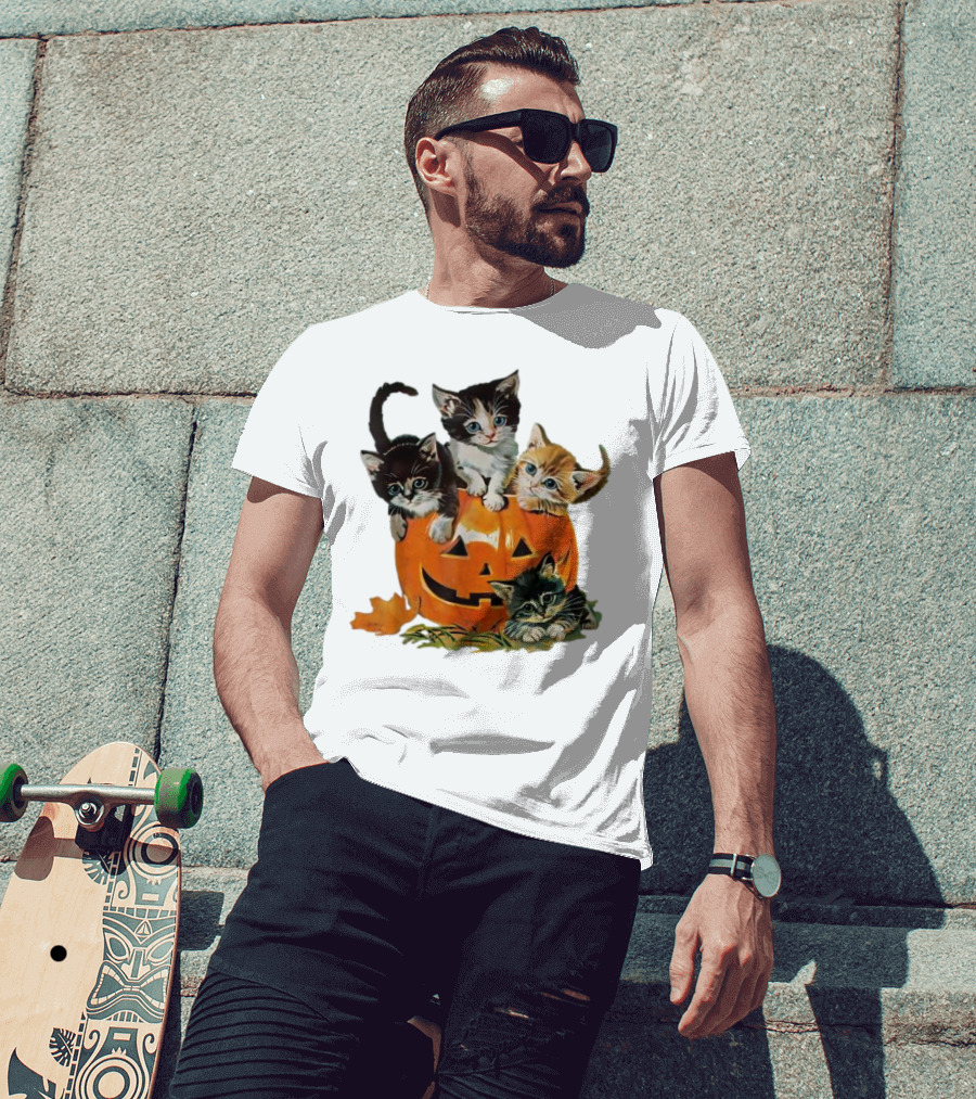 Vintage 90s Cat Pumpkin Halloween Spooky Season T-Shirt