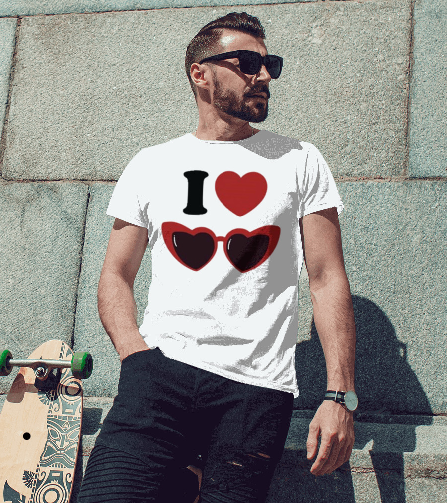 Chiara Oliver Camiseta I Love Chiara Heart Sunglasses T-Shirt