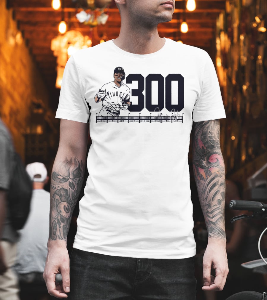 Aaron Judge 300 Career Home Runs Yankees Signature T-Shirt