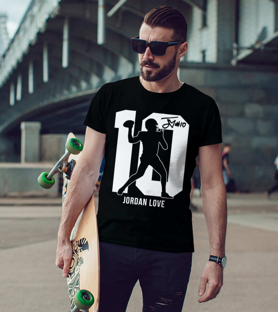 Jordan Love Green Bay Packers Number 10 Silhouette Signature T-Shirt
