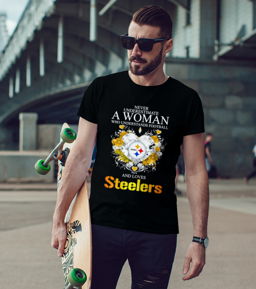 Never Underestimate A Woman Who Understands Football And Loves Steelers Crystal Heart T-Shirt