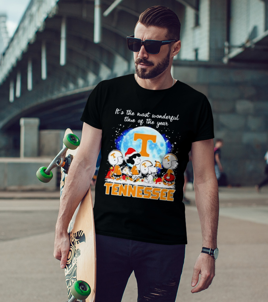 Peanuts Tennessee Volunteers It's The Most Wonderful Time Of The Year Christmas Snoopy Woodstock Lucy Moon T-Shirt