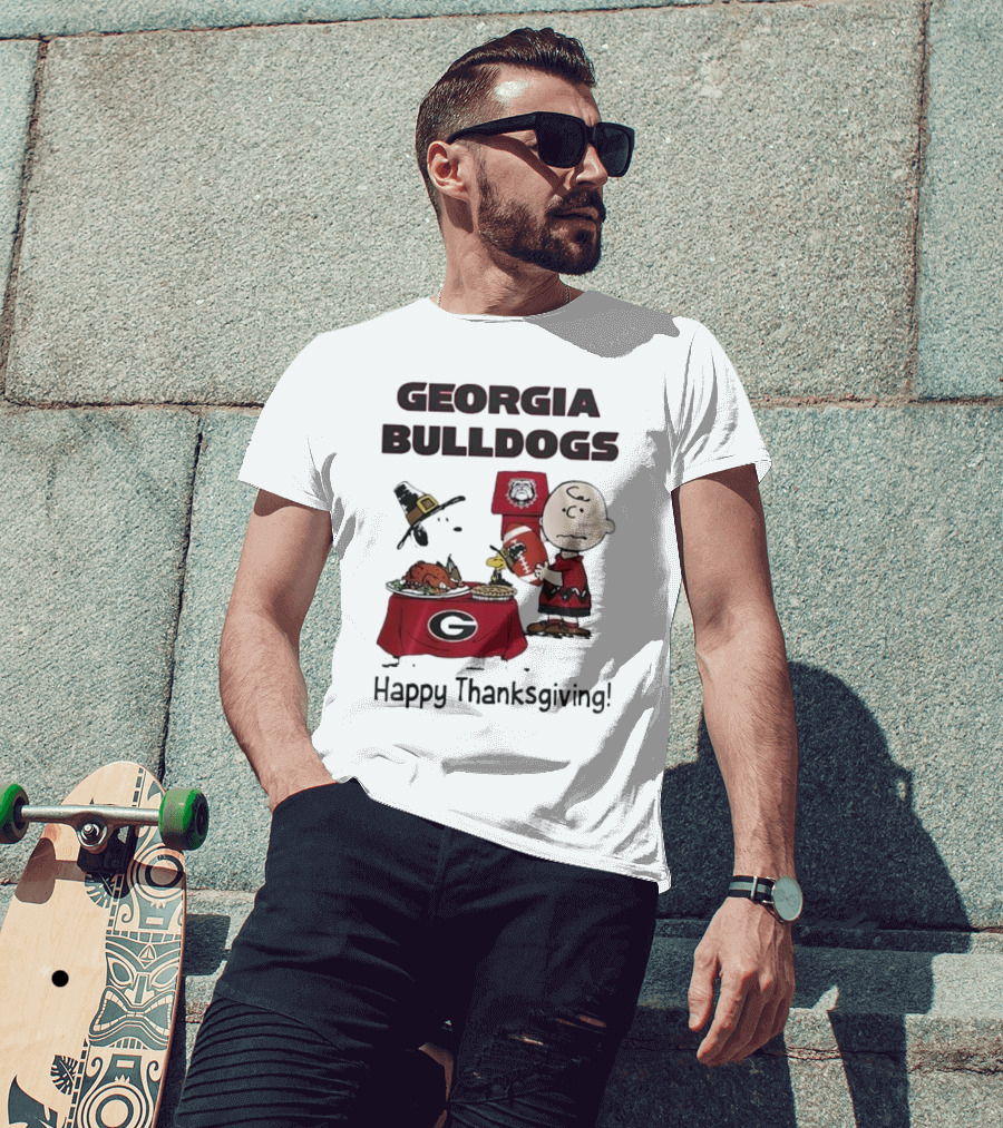 Georgia Bulldogs Peanuts Thanksgiving Celebrations Charlie Brown Football T-Shirt