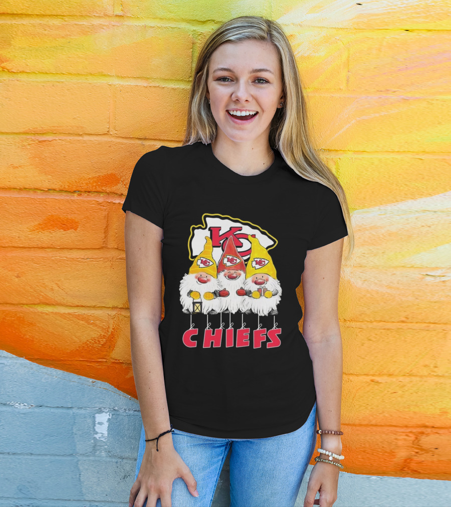 Kansas City Chiefs Gnomes Christmas Chiefs T-Shirt