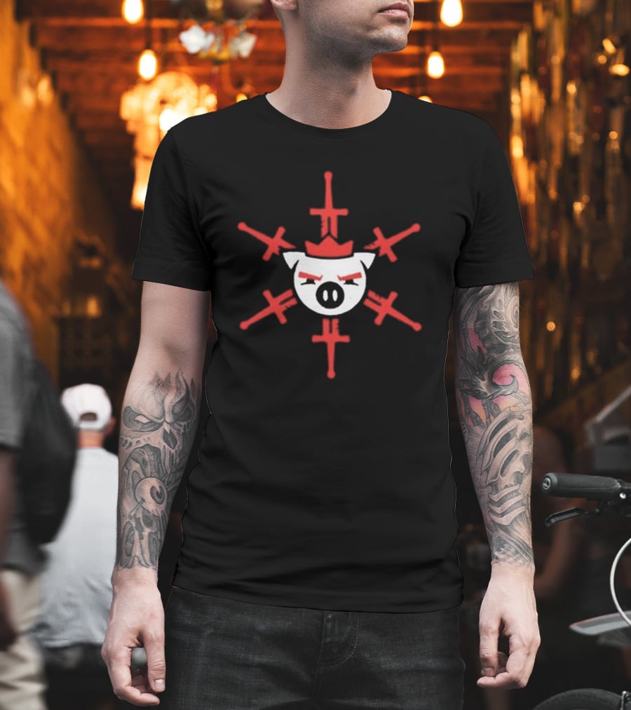 Technoblade Swordflake Pig Crown With Red Crossed Swords T-Shirt