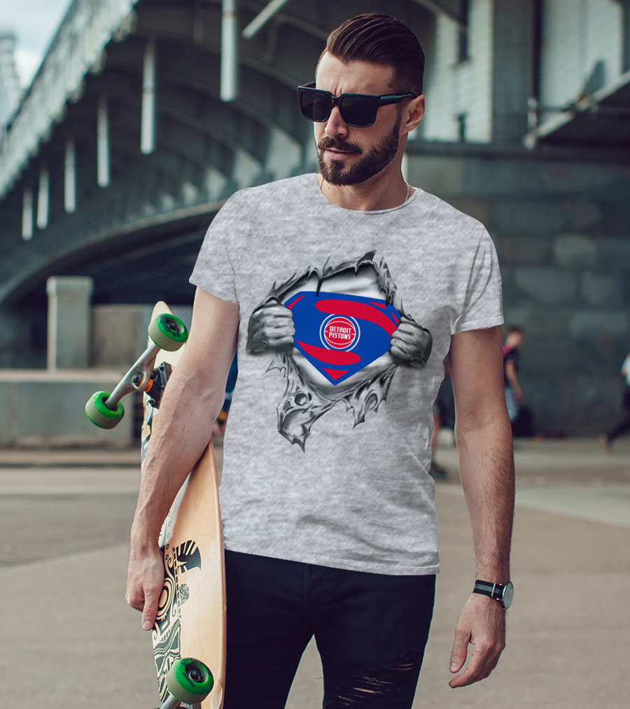Detroit Pistons Superman Logo Tear Open T-Shirt