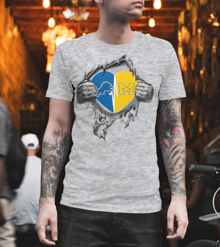 Detroit Lions University of Michigan Heart Ripped T-Shirt