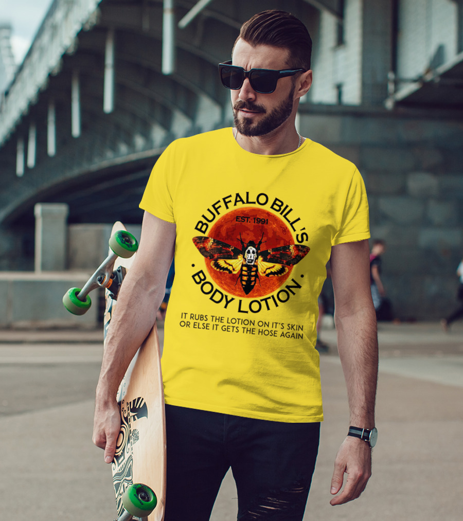 Buffalo Bill's Body Lotion Funny Halloween Horror Moth Skull Vintage 1991 T-Shirt