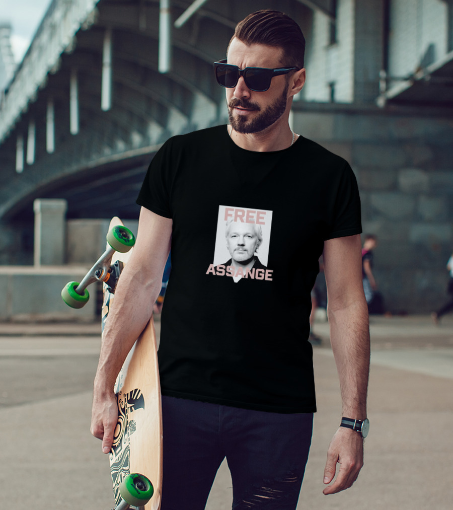 Free Julian Assange Kendama T-Shirt