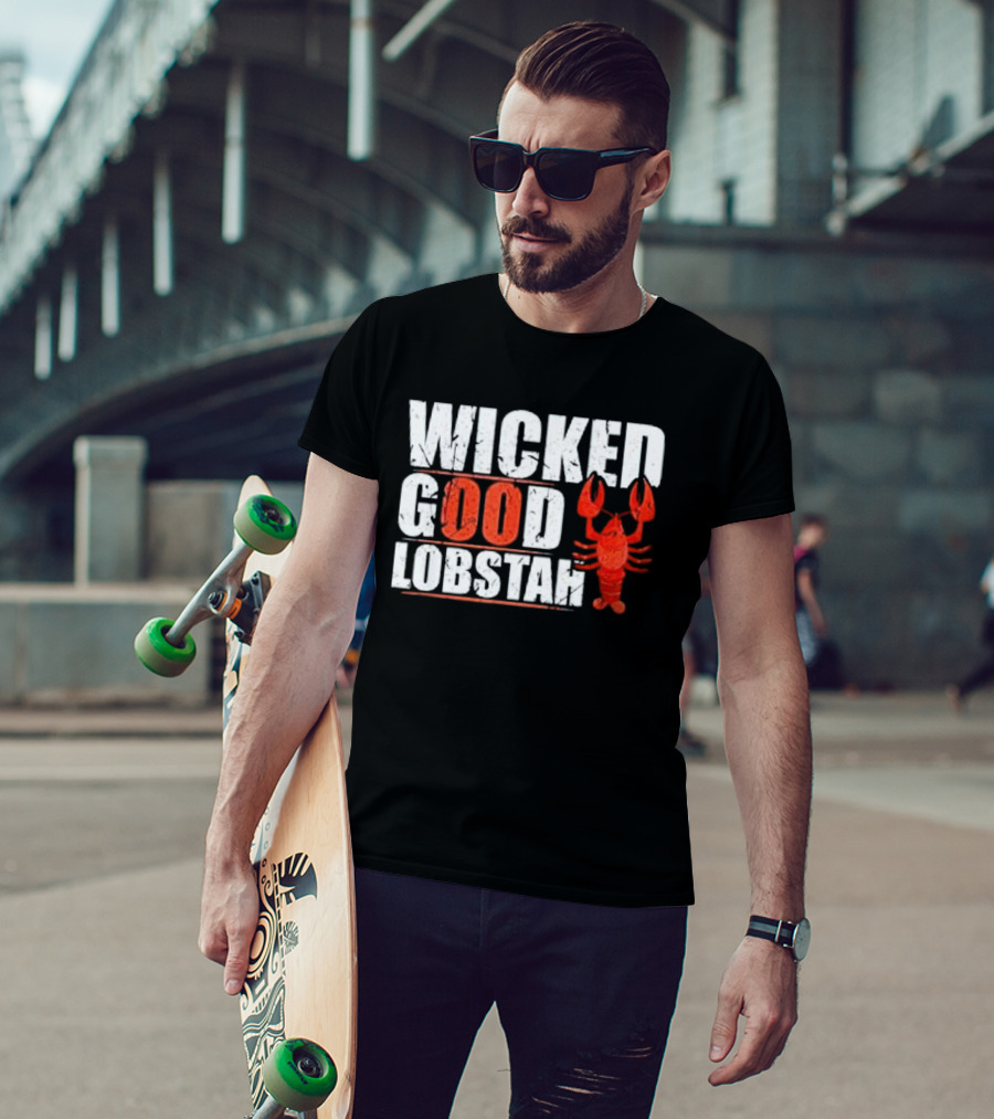 Wicked Good Lobstah Lobster Maine New England Phrase T-Shirt