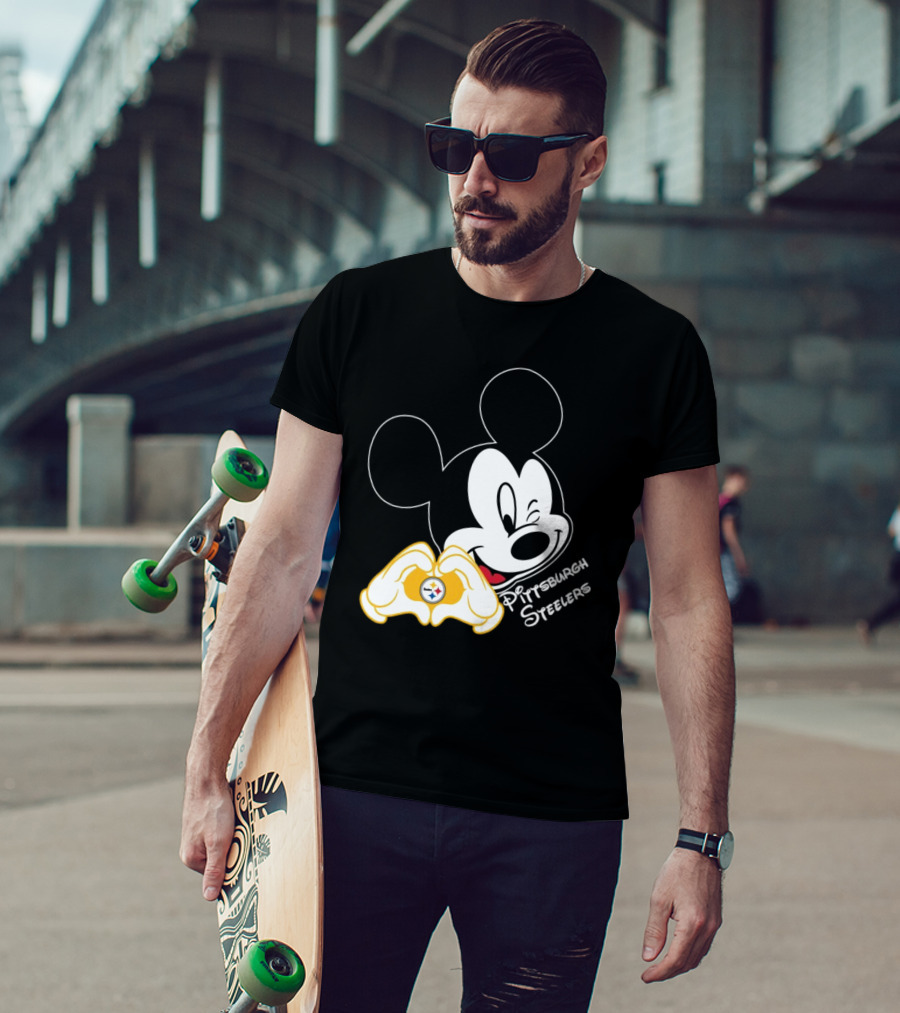 Mickey Mouse Heart Hands Pittsburgh Steelers T-Shirt