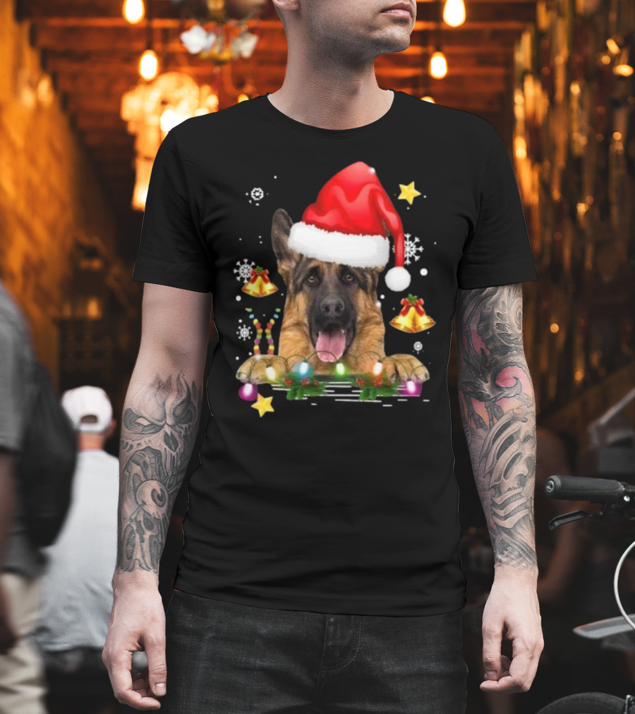 Happy Merry Christmas Lights German Shepherd Dog Festive Santa Hat T-Shirt