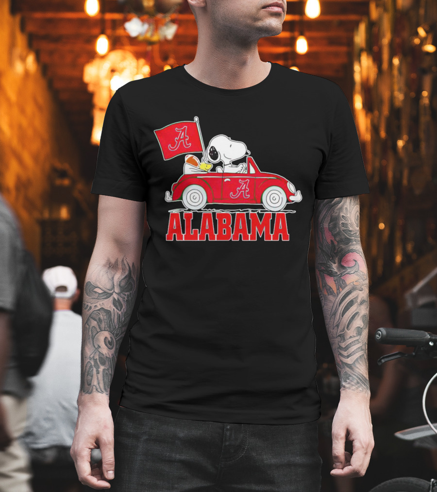 Snoopy and Woodstock Driving Red Car Alabama Crimson Tide Flag T-Shirt