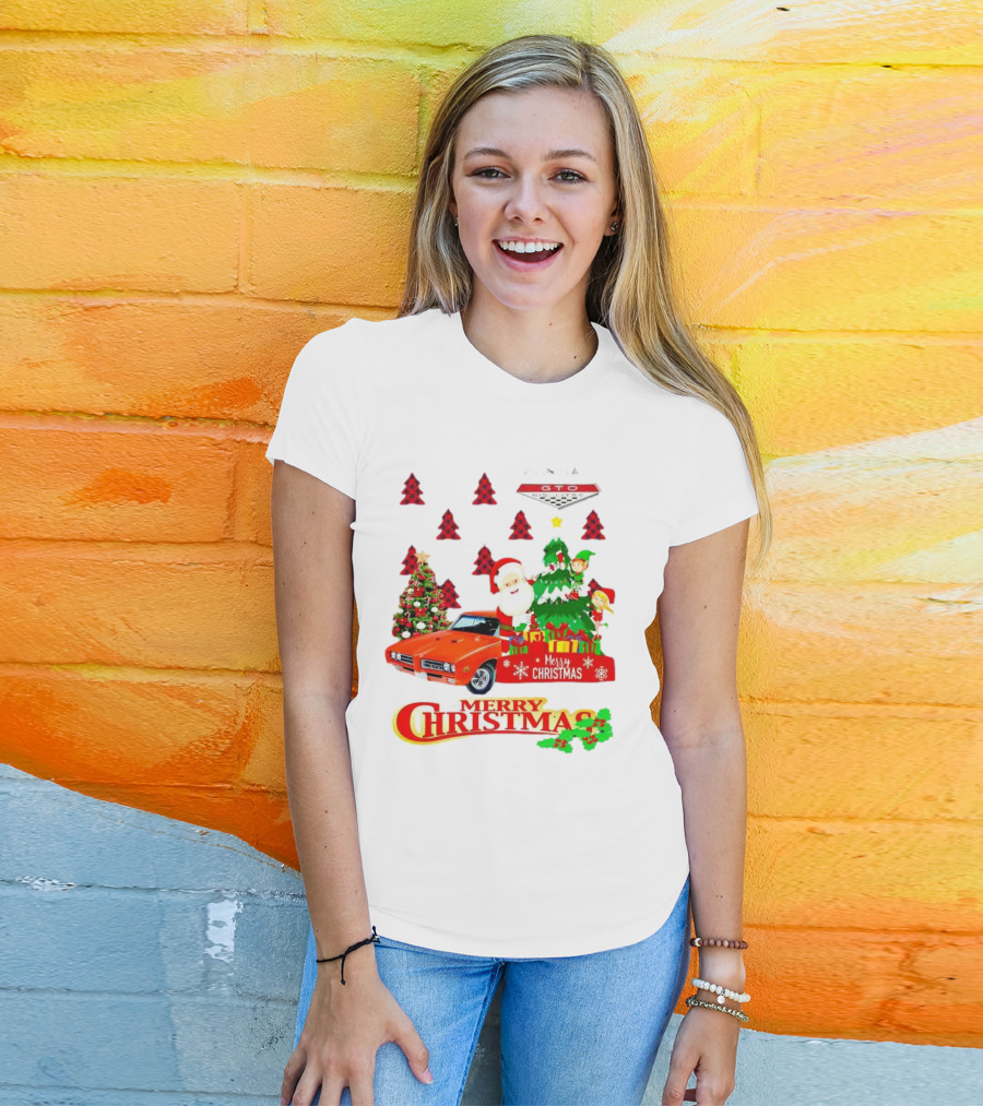 Pontiac GTO Santa Elfs Merry Christmas T-Shirt