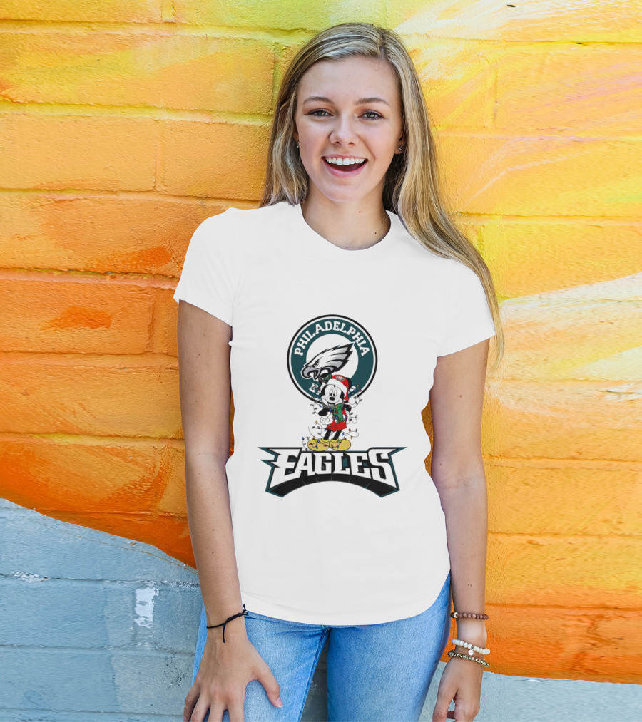 Mickey Mouse Philadelphia Eagles Christmas Lights Holiday Spirit T-Shirt