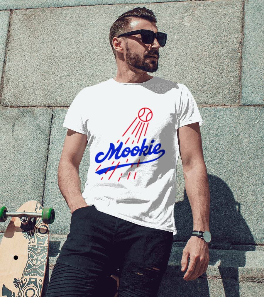 Mookie Signature Red Baseball Design Los Angeles Dodgers T-Shirt