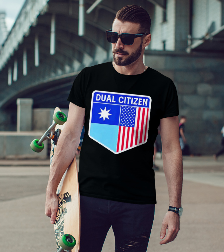 Dual Citizen Of Minnesota And USA Flag Badge T-Shirt